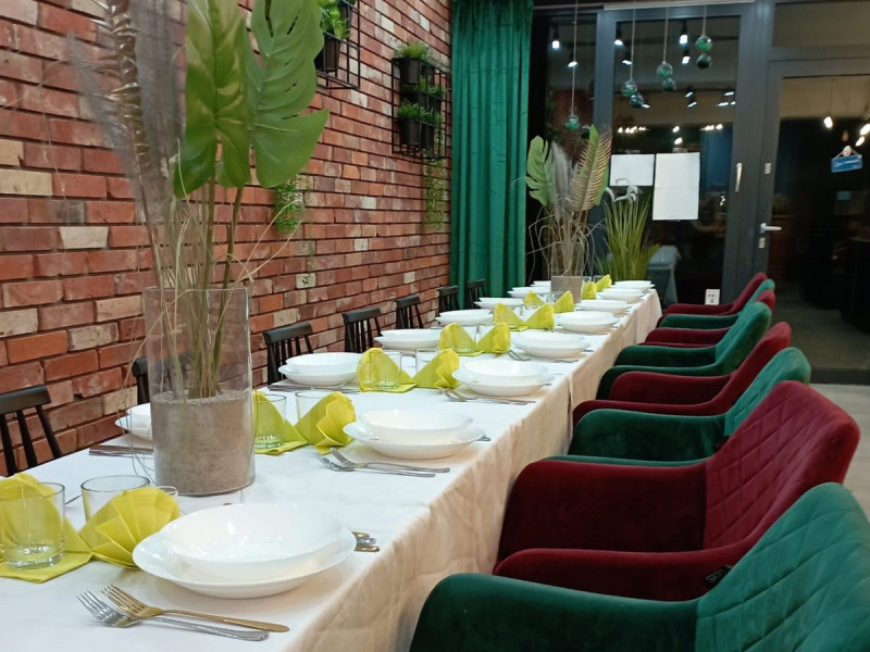 avocado-restaurant-cafe zdjęcie prezentacji gdzie wesele