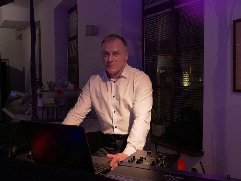 dj-andre zdjęcie prezentacji gdzie wesele