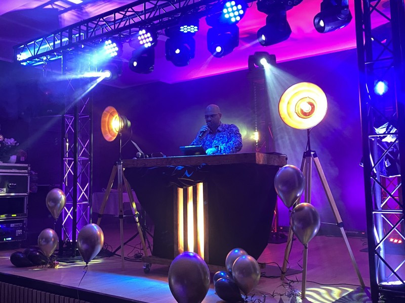dj-pawpar zdjęcie prezentacji gdzie wesele