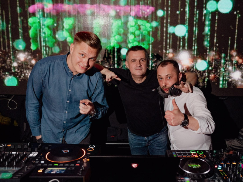 djs-master-set zdjęcie prezentacji gdzie wesele