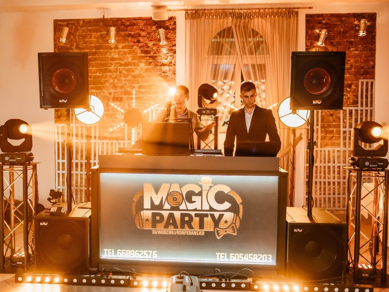 magic-party-djwodzirejkonferansjer zdjęcie prezentacji gdzie wesele