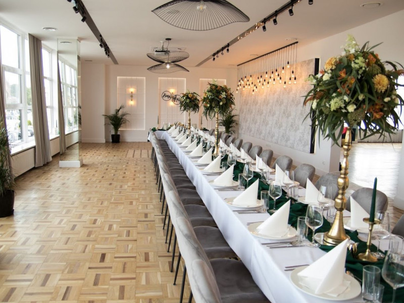 restauracja-biala-dama-kornik zdjęcie prezentacji gdzie wesele