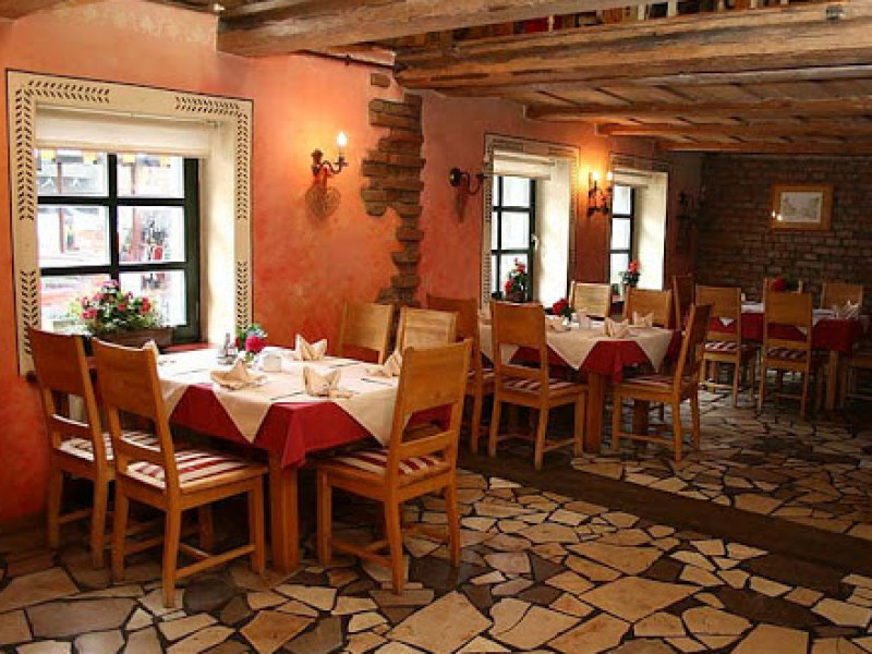 restauracja-stara-chata zdjęcie prezentacji gdzie wesele