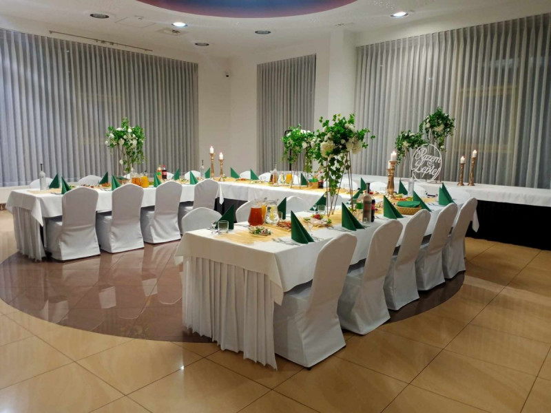 restauracja-unibus zdjęcie prezentacji gdzie wesele